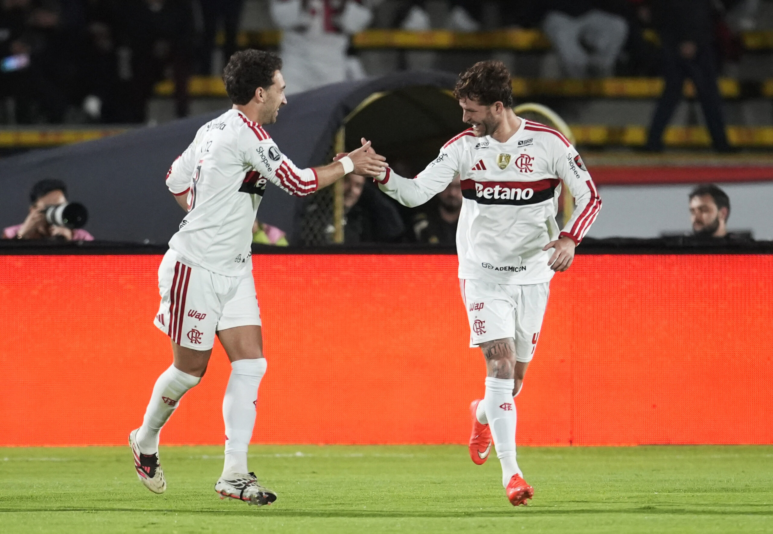 Semifinal 100% brasileira na Libertadores: jogos de ida aumentam as chances