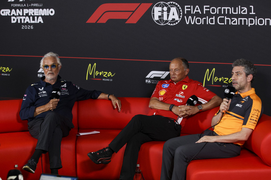 Briatore acusa juiz de ligação com McLaren após caso do GP de Mônaco