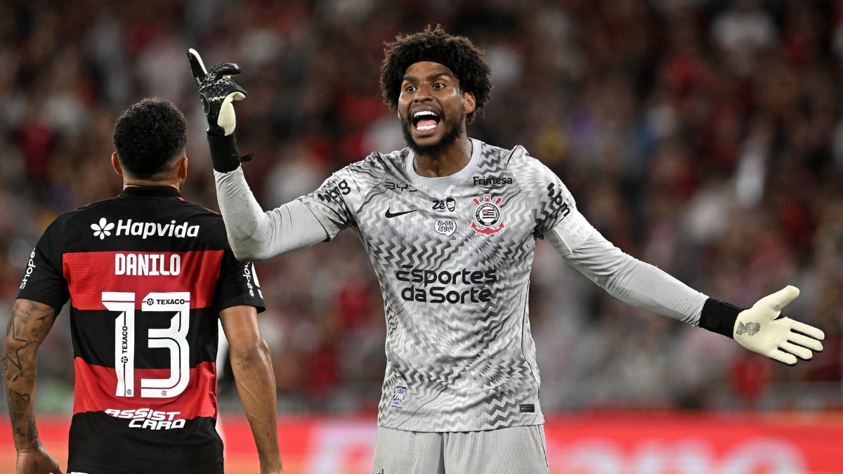 Hugo Souza elogia jovens do Corinthians após derrota e foca na Libertadores