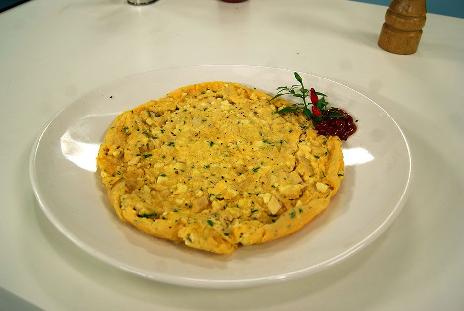 Omelete de frango, preparada pelo chef Daniel Bork, no programa Dia A Dia (Foto: Reprodução/Dia A Dia/Band)
