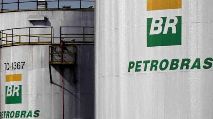 Petrobras recebe R$ 448 milhões em subvenção de gasolina