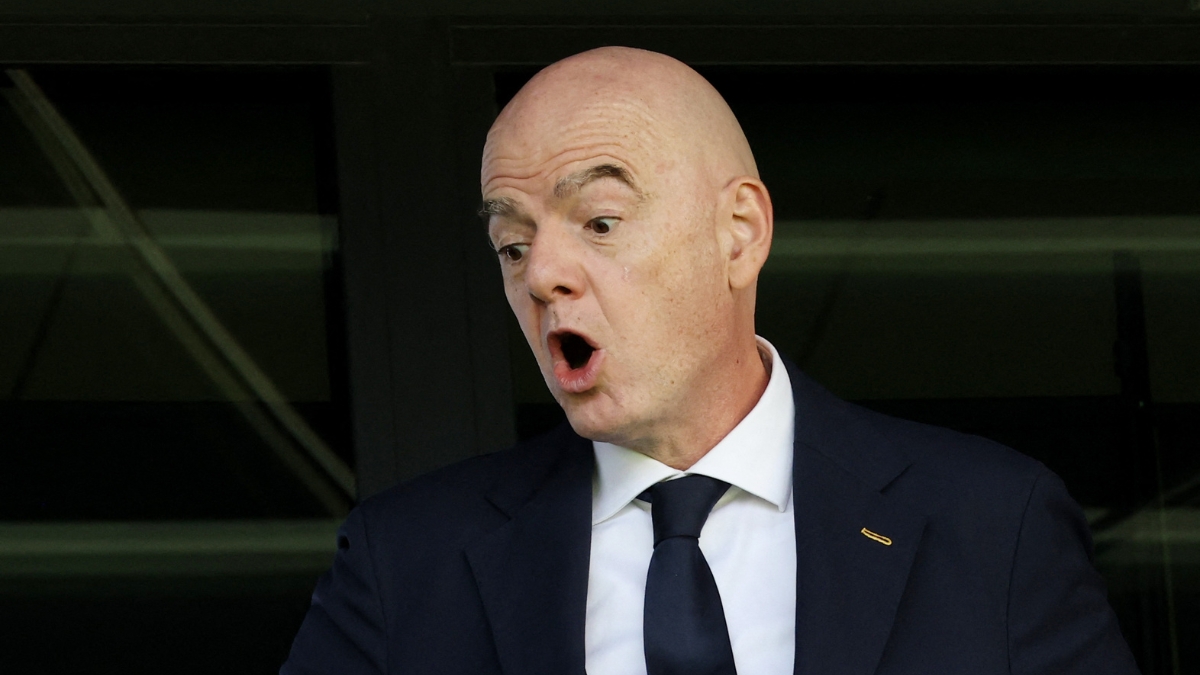 França retira apoio a Infantino na Fifa e promete proposta de transformação