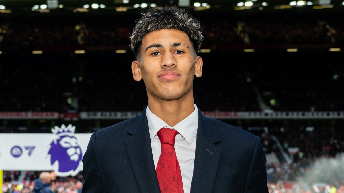 Conheça joia de 15 anos que é alvo de Real Madrid, Barcelona, PSG e Bayern