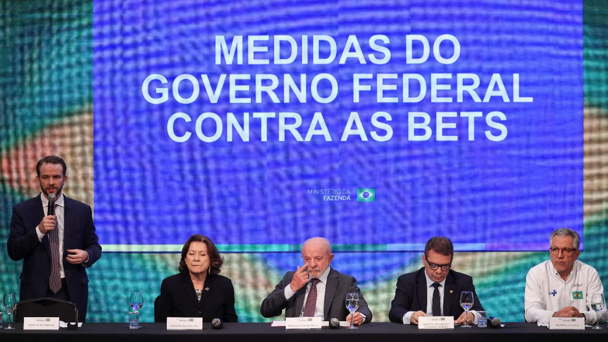 Ao vivo: Reinaldo Azevedo analisa medida de Lula contra as bets