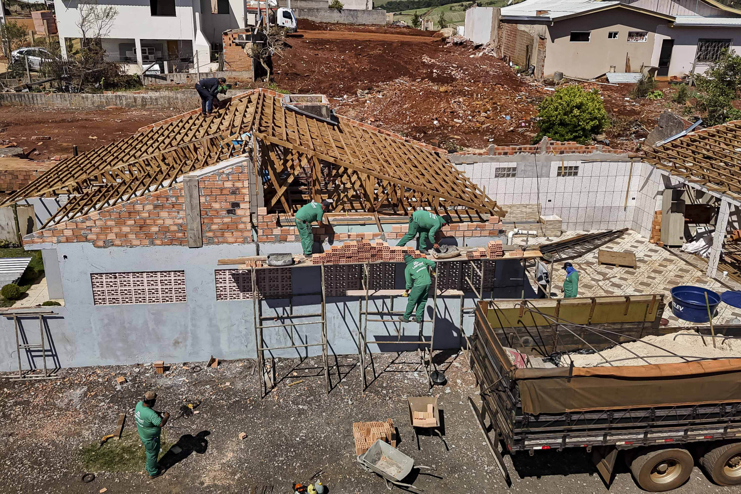 Paraná libera até R$ 50 mil para famílias atingidas por desastres