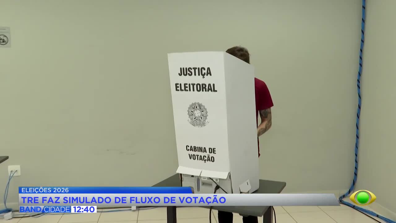 TRE-PR simula votação e orienta fluxo para eleições de 2026