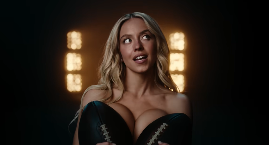 Atletas criticam Sydney Sweeney após ensaio nu em campanha esportiva