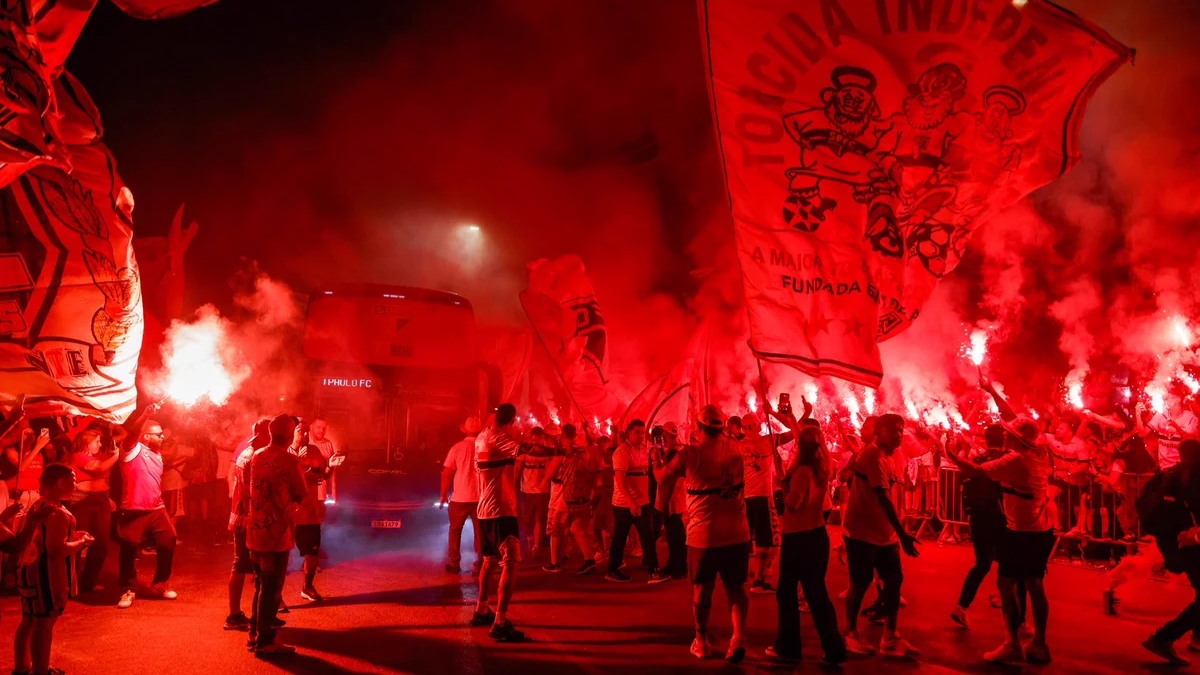 Torcida do São Paulo é agredida pela Polícia e sofre bloqueio na Argentina