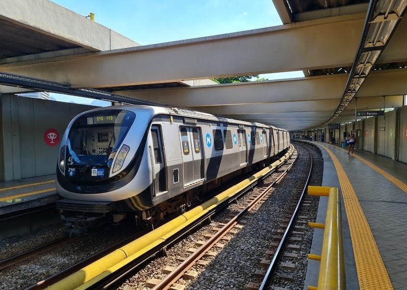 Site do Metrô Rio ganha tradutora virtual em Libras