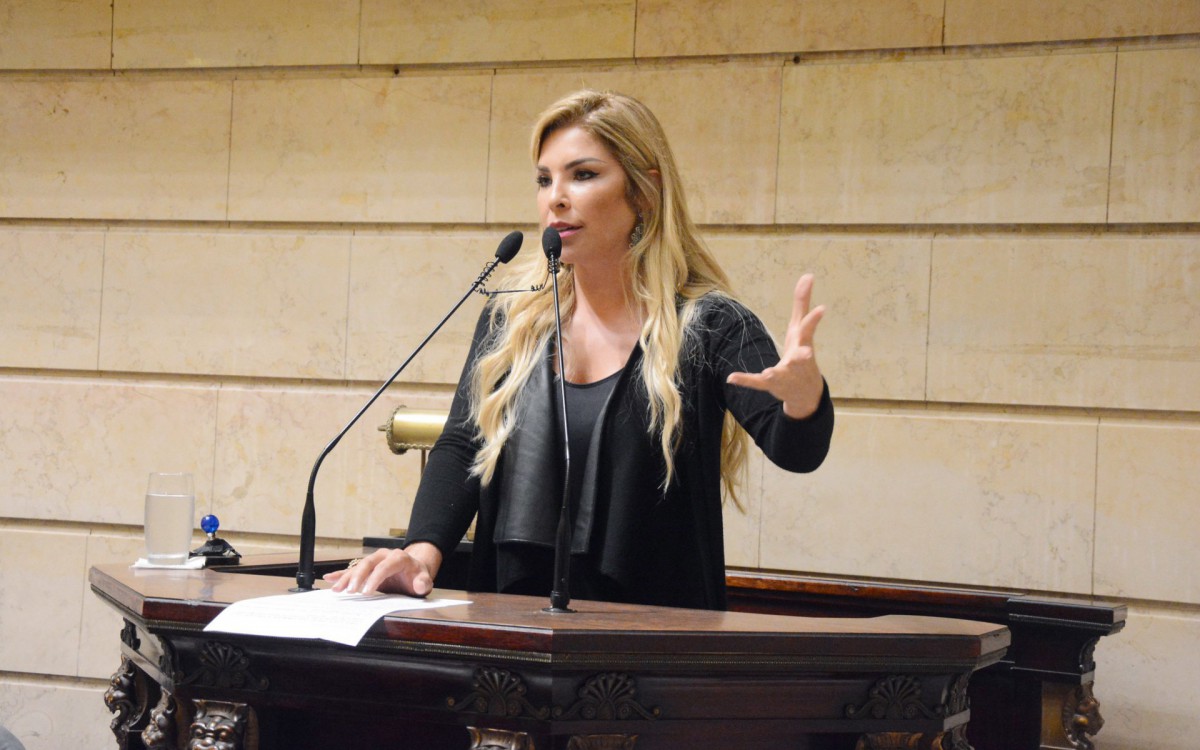 Justiça manda prender Verônica Costa, a 'Mãe Loira', por tortura