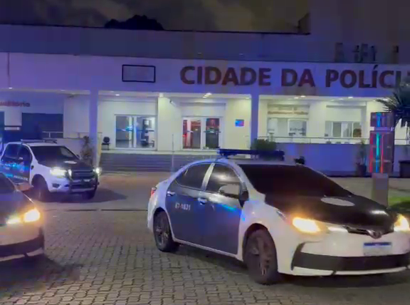 Polícia faz operação contra CV em Paraty