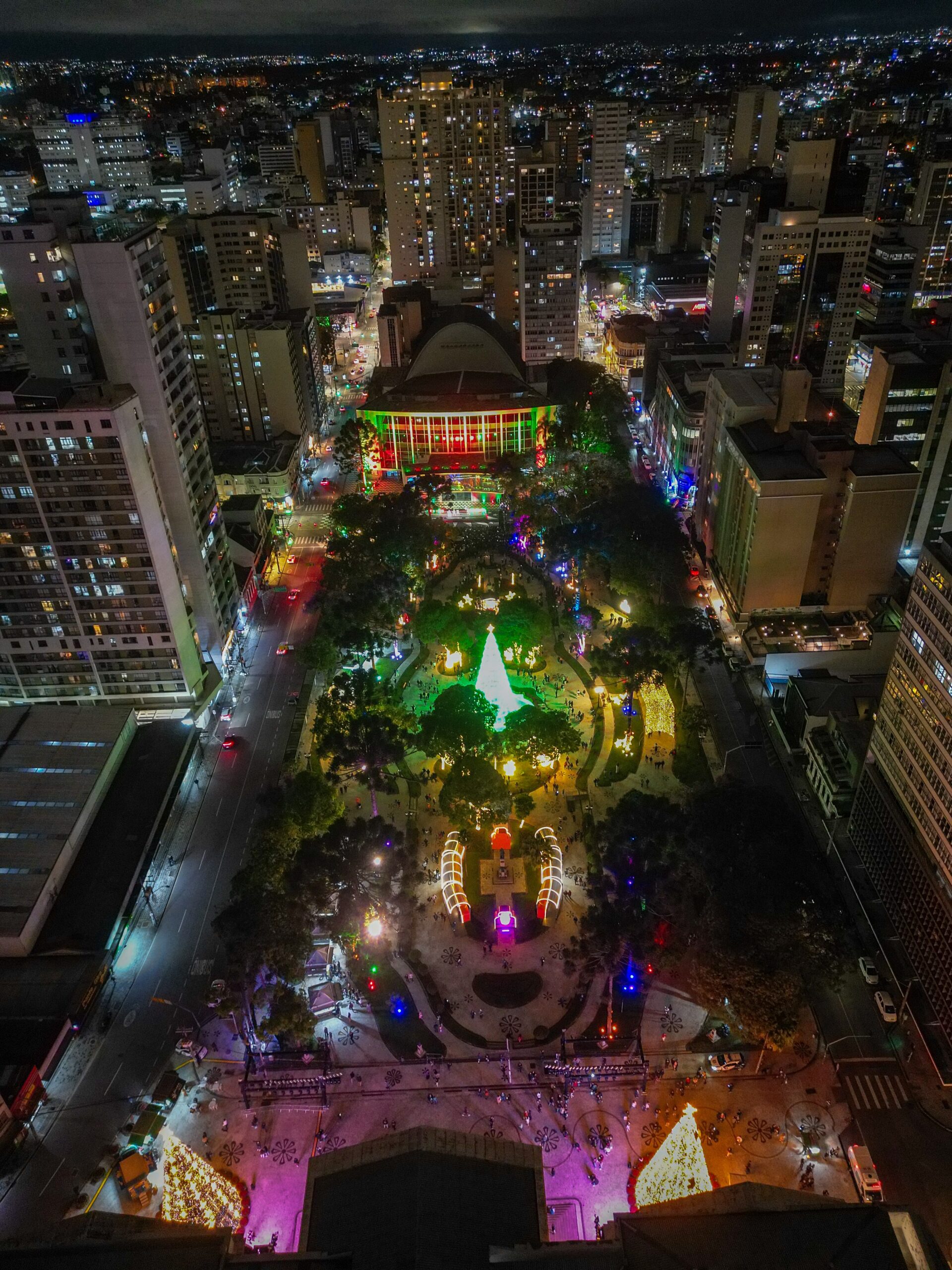 Natal de Curitiba 2026 terá Disney, Luiza Possi e mais de 150 atrações