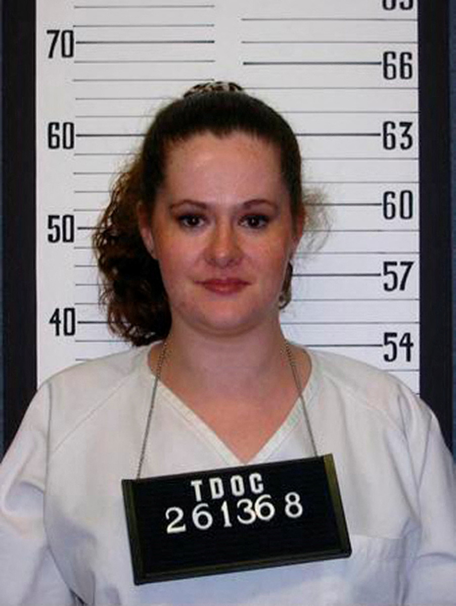 EUA: Tenessee suspende execuções após mulher sobreviver a injeção letal