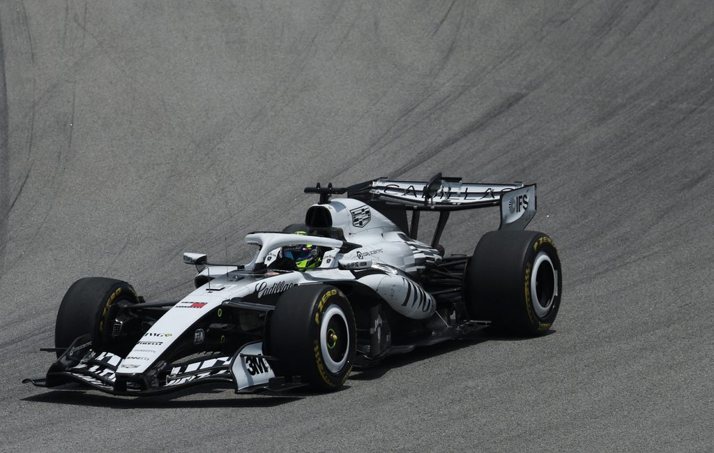 Sérgio Pérez durante o GP do Bahrein na Malásia