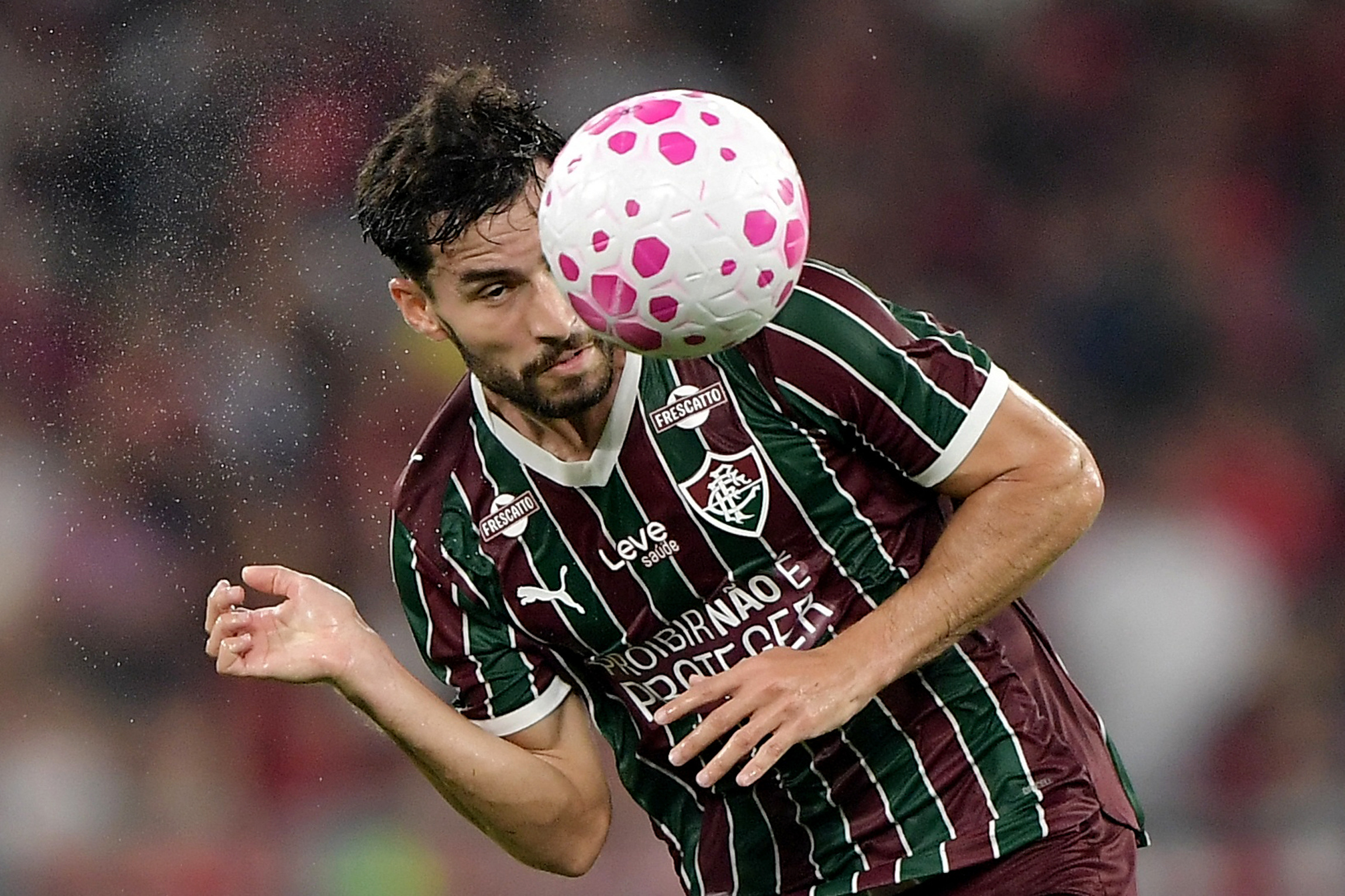 Martinelli passará por procedimento e não joga mais pelo Fluminense em 2026
