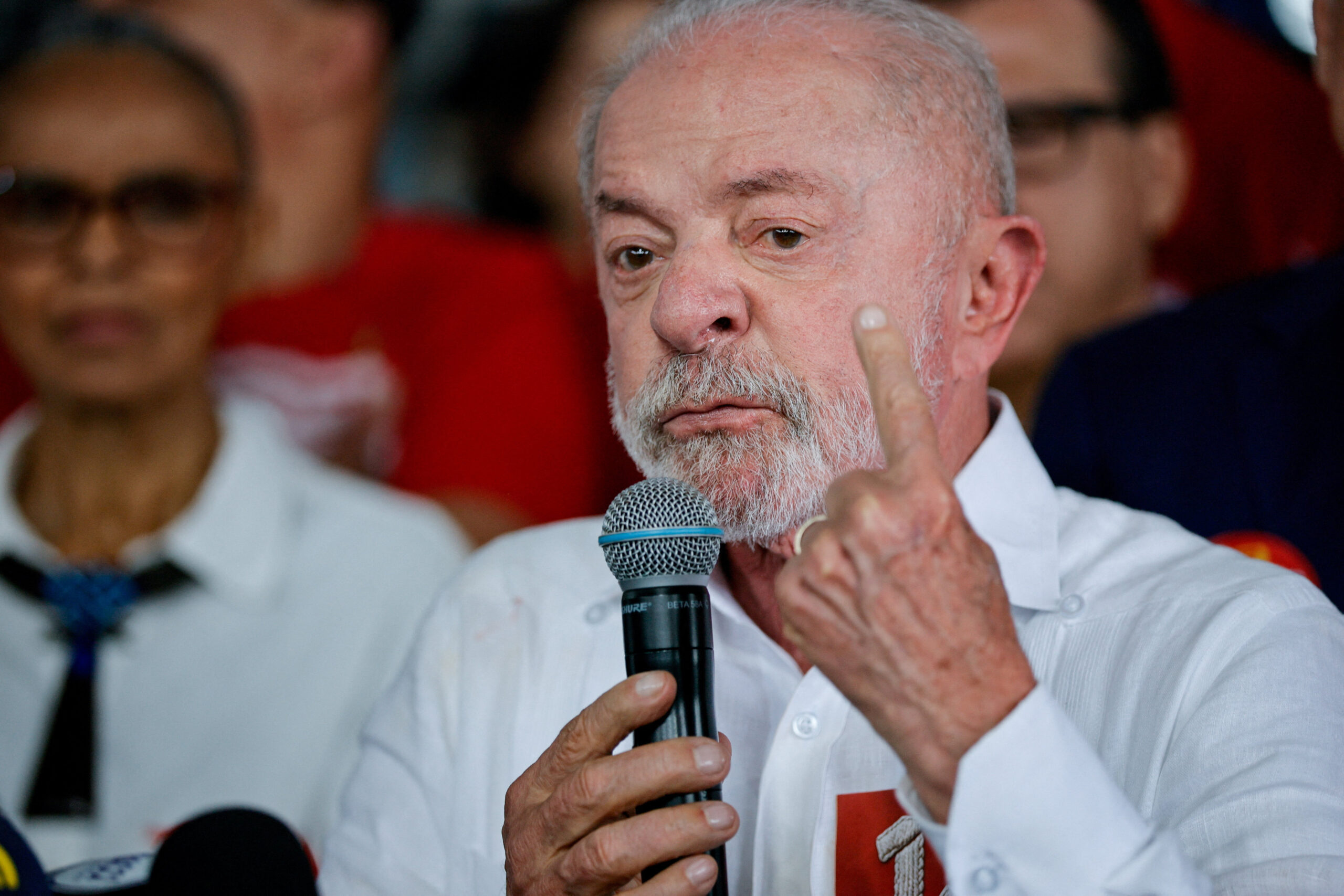 Por que as pesquisas não previram a onda vermelha pró-Lula?