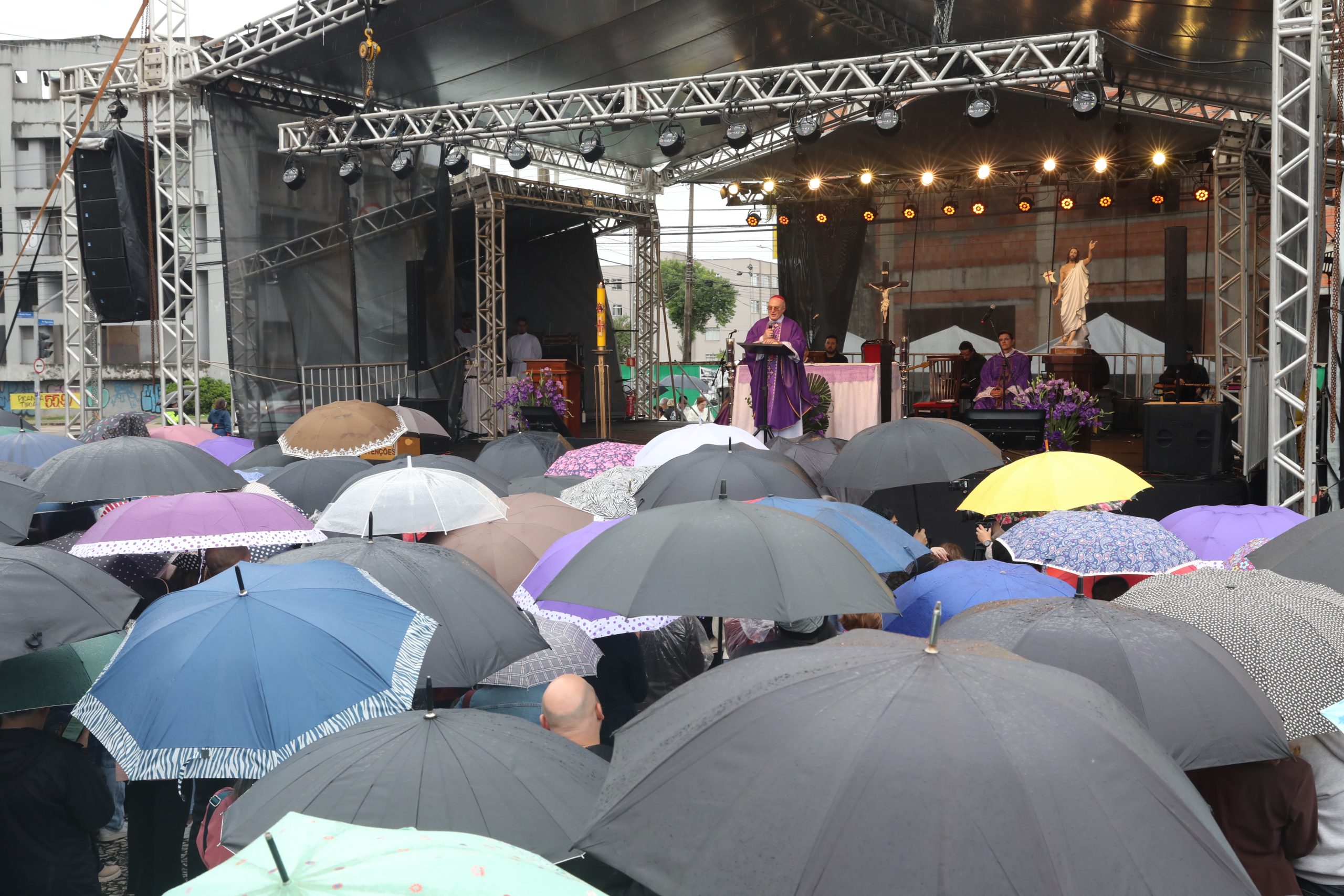 Padre Reginaldo Manzotti celebra Missa de Finados em Curitiba; veja horário