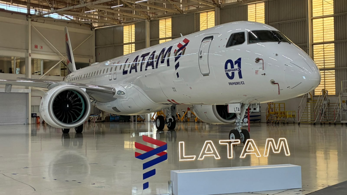 Embraer entrega primeiro E195-E2 da LATAM Airlines Brasil