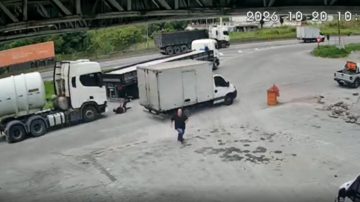 Vídeo mostra homem sendo atropelado por caminhão durante perseguição da PRF