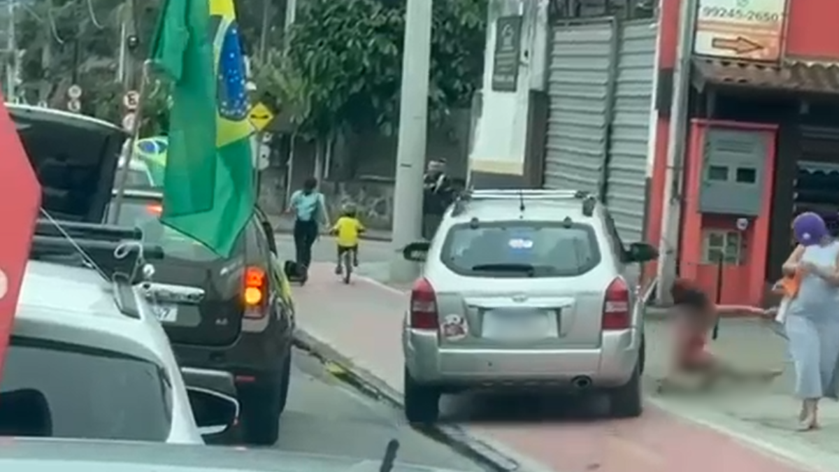 Homem que atropelou crianças em ato político tem prisão preventiva em Ilhabela
