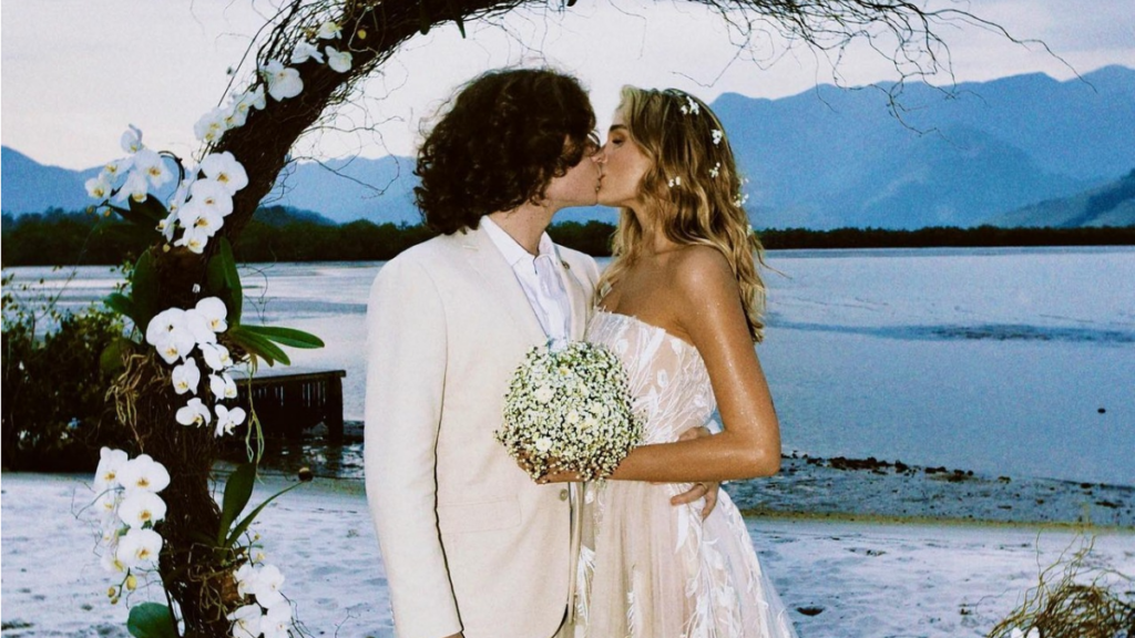 Casamento de Sasha e João Lucas em Angra dos Reis (Reprodução/Instagram: @sashameneghel