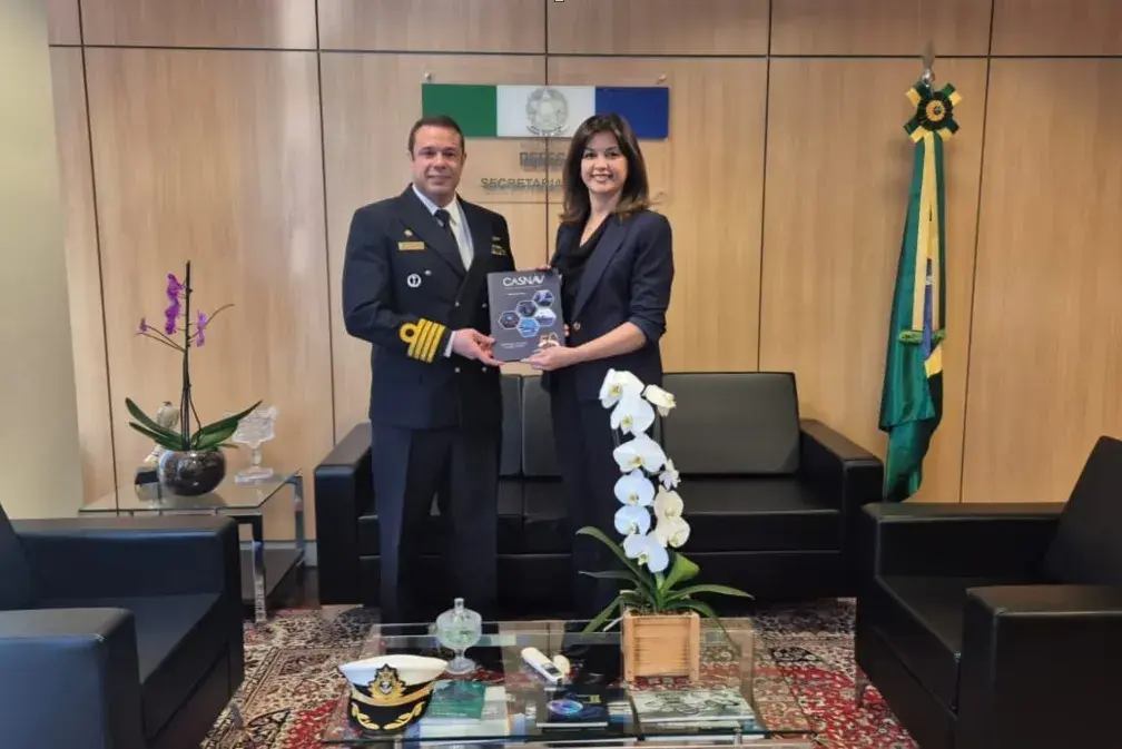 Quem é Cinara Wagner Fredo, cotada para ser a 1ª mulher ministra da Defesa