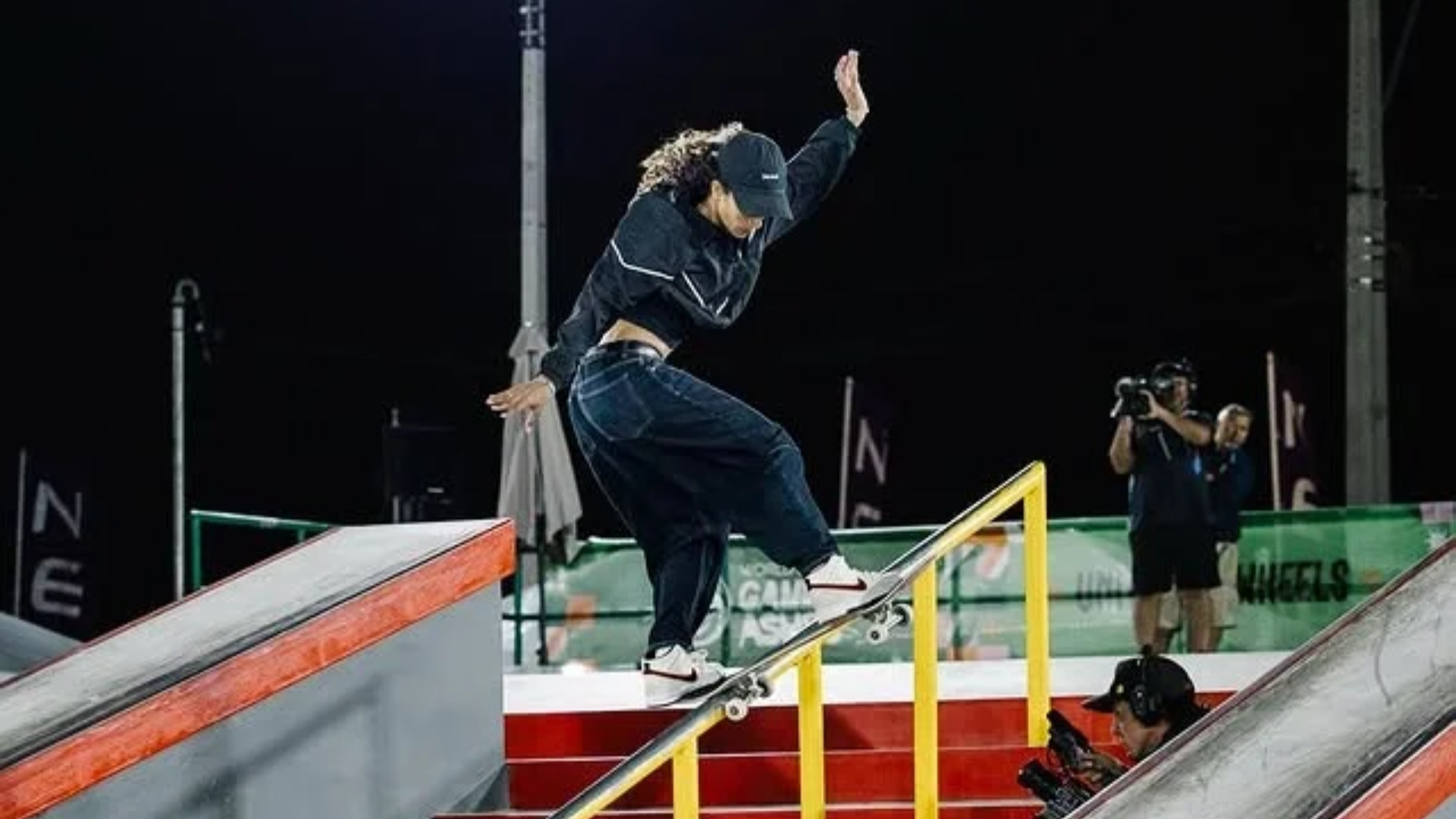 Rayssa Leal sofre com quedas e fica de fora do pódio do Mundial de Skate