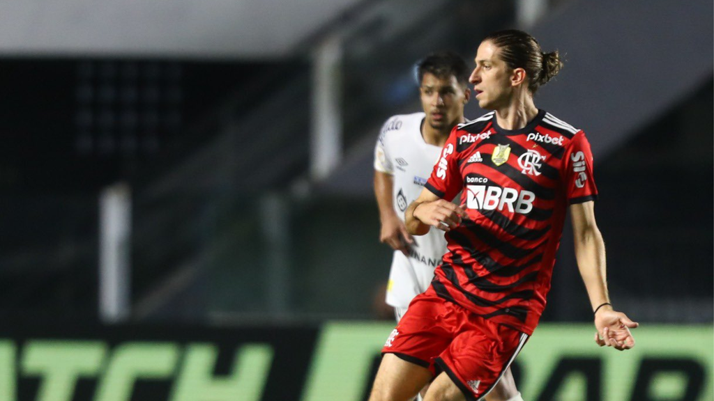 Filipe Luís em ação durante o Santos x Flamengo de 2023 I Foto: Gilvan de Souza/CRF