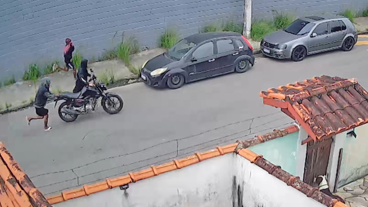 Moto é furtada no bairro Perequê-Mirim em Caraguatatuba