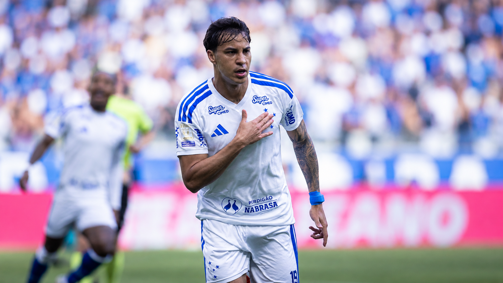 Kaio Jorge comemora hat-trick e cita "dívida" com torcida do Cruzeiro