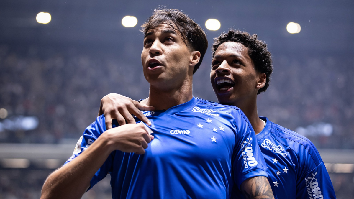 Kaio Jorge decide, e Cruzeiro vence o Atlético-MG na Arena MRV