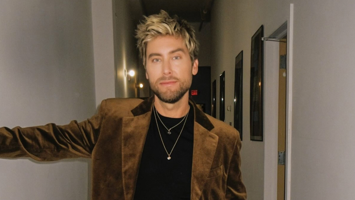 Lance Bass diz que ganhava US$ 35 por dia no NSYNC: "Nem um pouco rico"