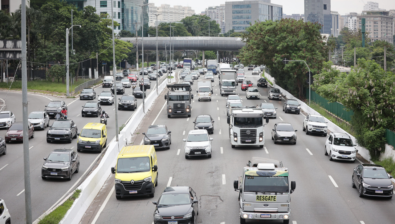 Licenciamento SP: prazo para placas finais 7 e 8 vence em 31 de outubro