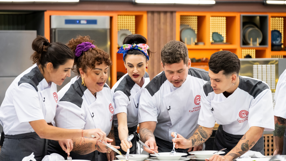 Lubyanka se diz líder de grupo e gera climão no MasterChef: "Ninguém falou"