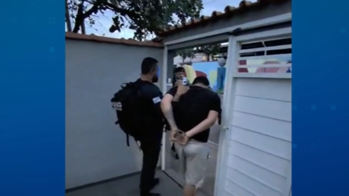 Miliciano que usava farda falsa da Polícia Civil é preso no Rio de Janeiro