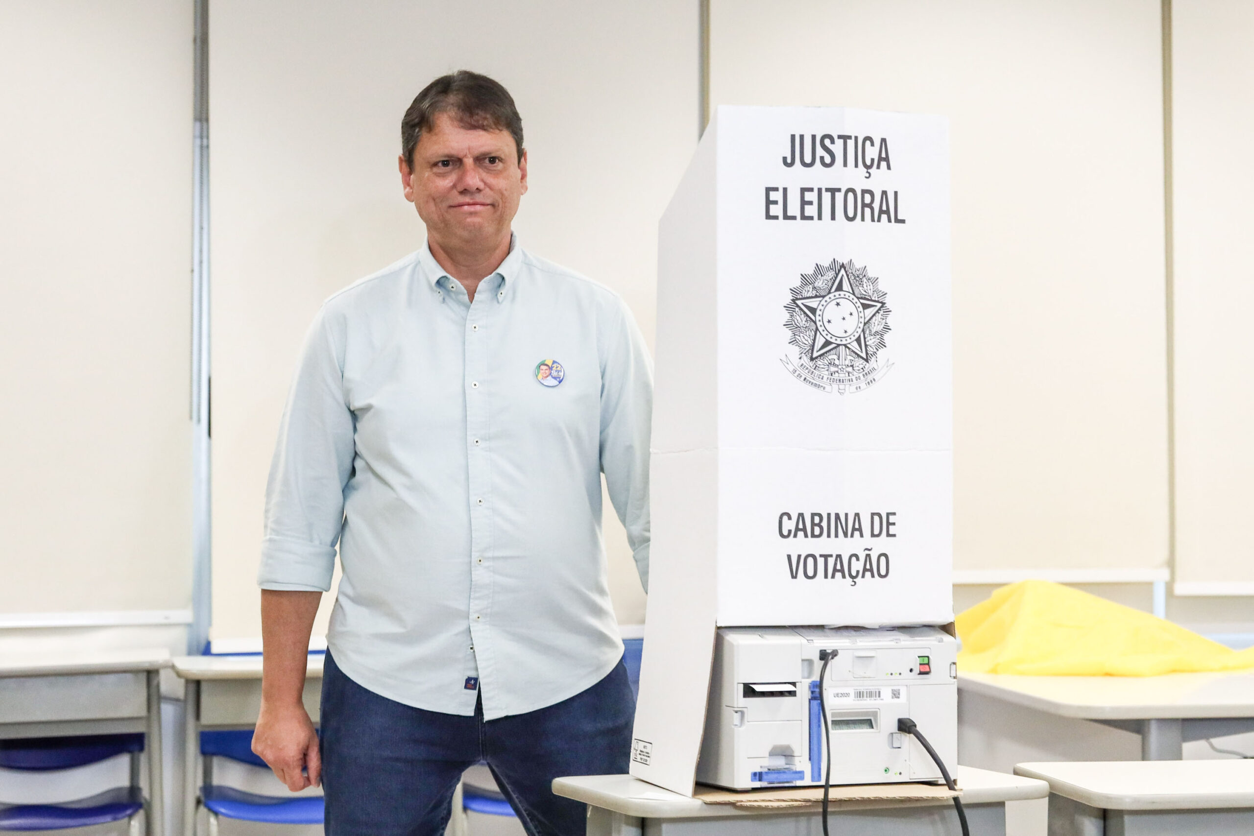 Tarcísio projeta vitória de Flávio e diz que PT será derrotado por promessas