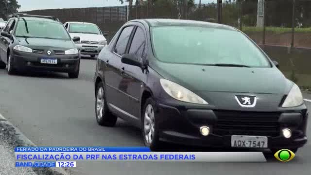 PRF reforça fiscalização nas BRs do Paraná no feriado