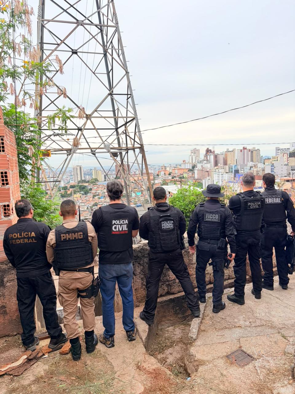 Celular apreendido em presídio ajuda PF a localizar estrutura do tráfico