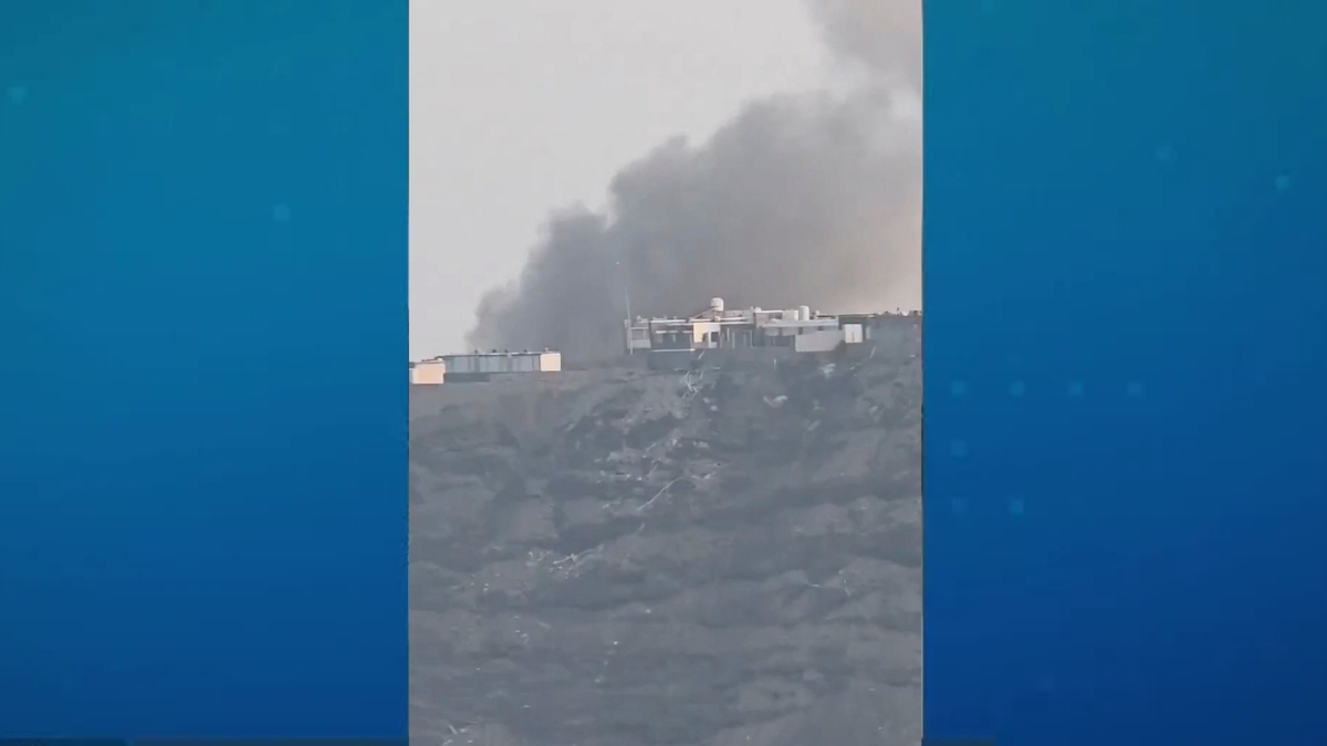 Houthis bombardeiam área residencial do palácio presidencial no Iêmen