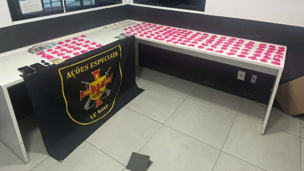 Dois são presos com mais de 1,4 mil porções de cocaína em Sorocaba