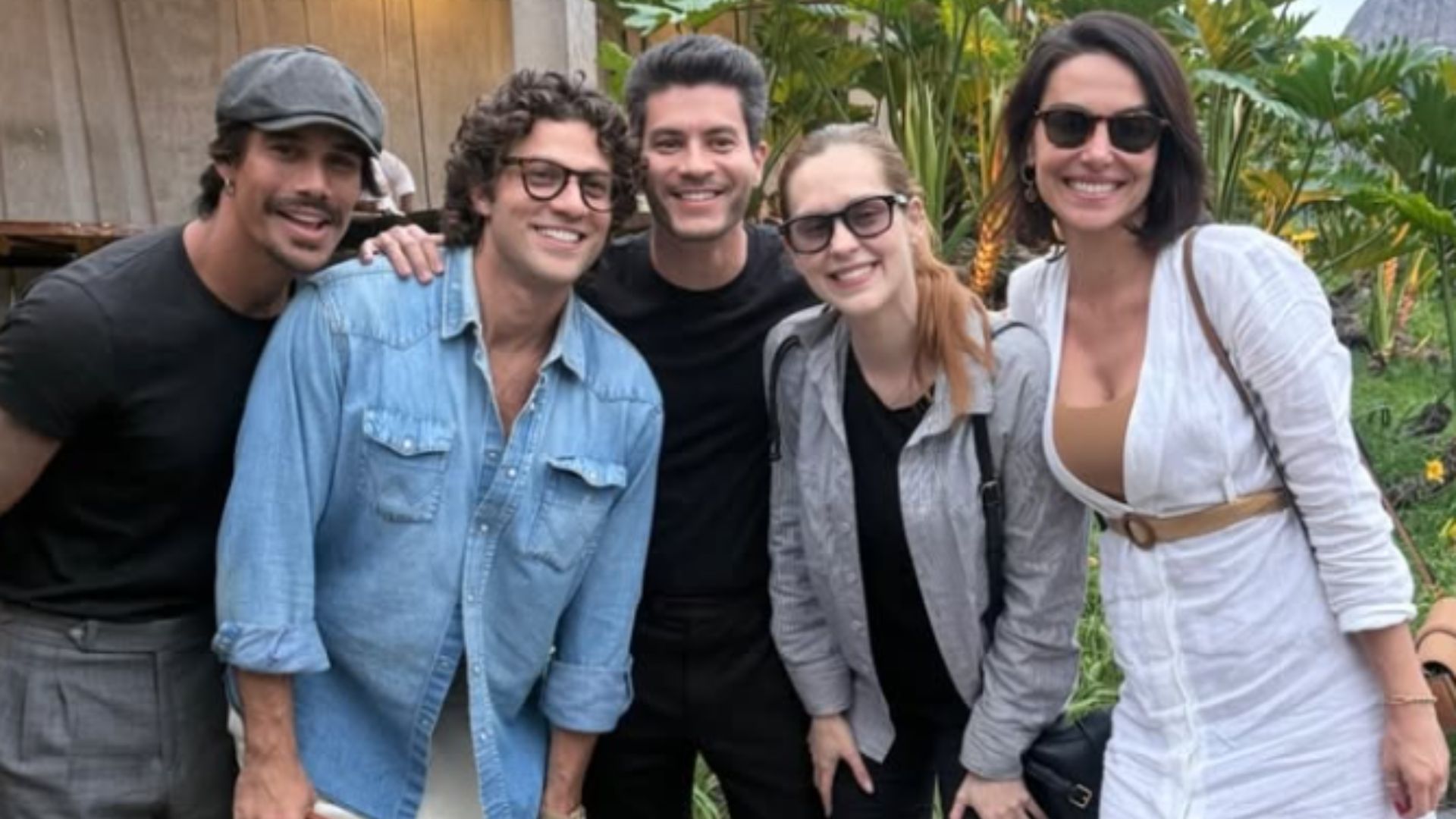 Arthur Aguiar explica foto sorrindo após velório de Lua Blanco: 'Ela gostaria'