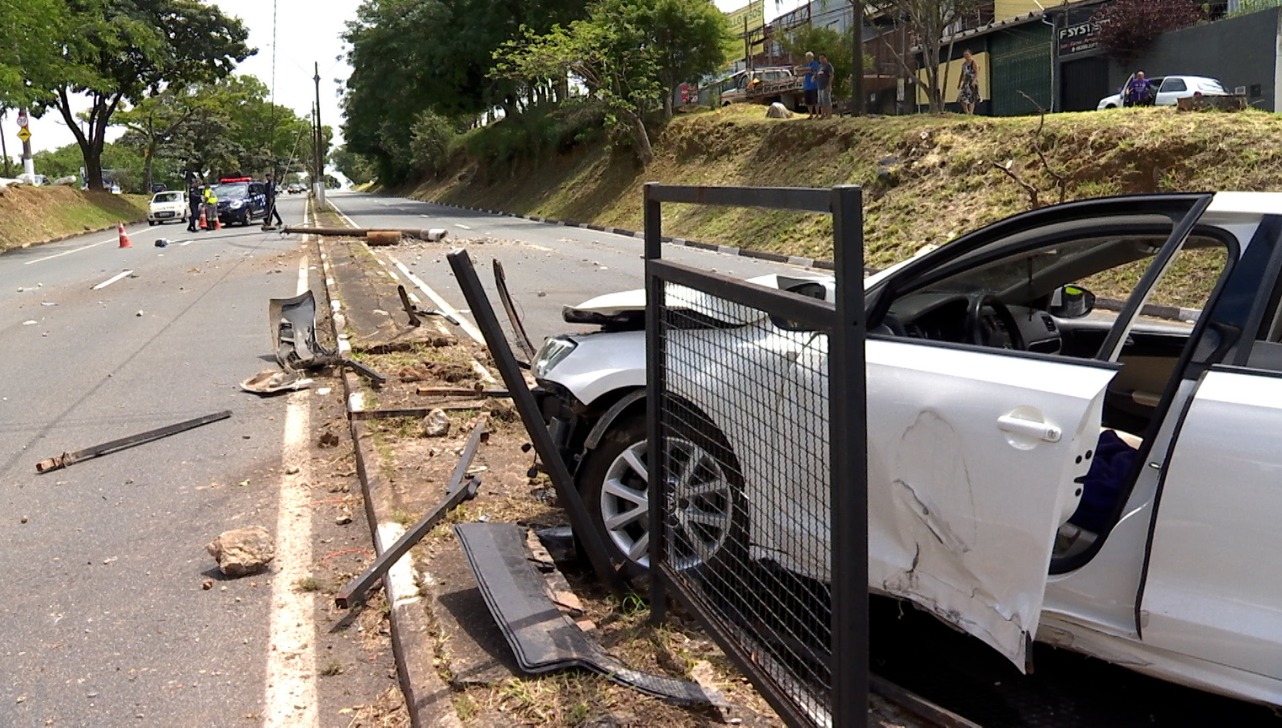 Acidente interdita faixas na Rodovia Francisco Von Zuben, em Campinas