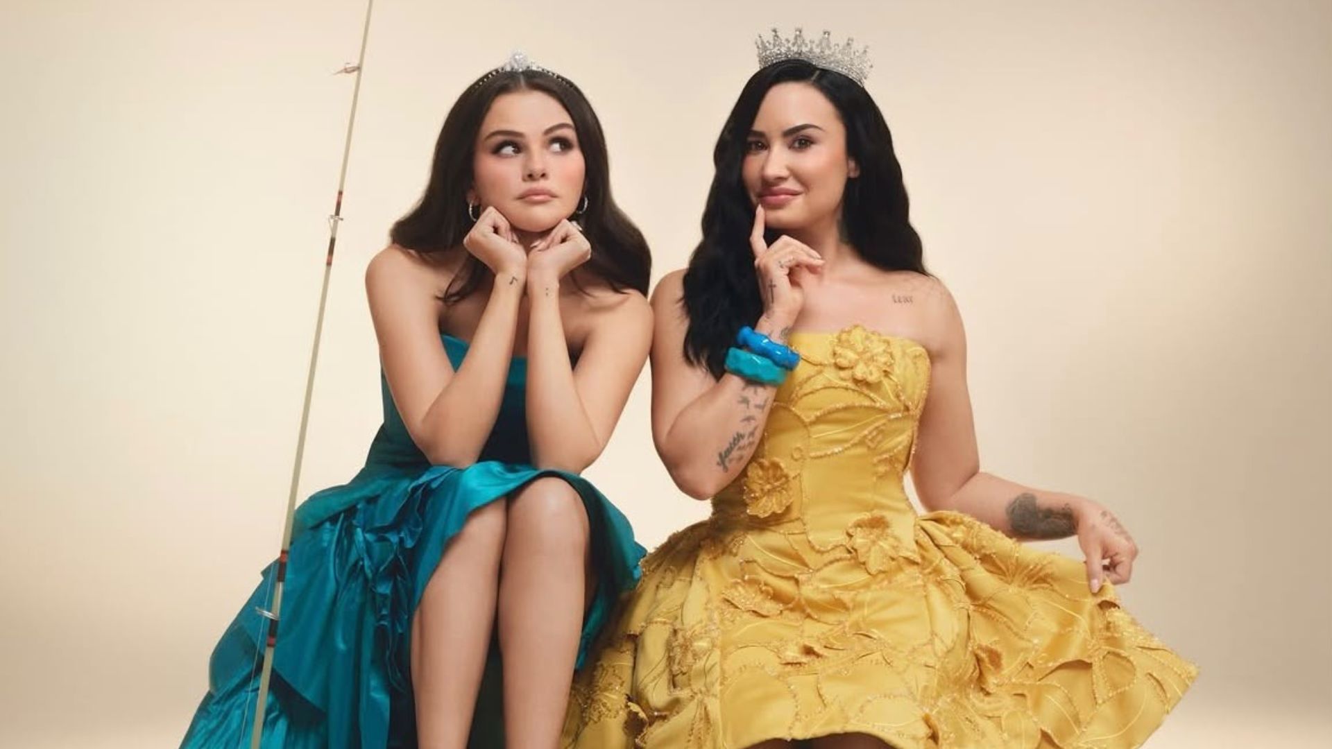 Delena está de volta! Selena Gomez e Demi Lovato se reencontram em vlog