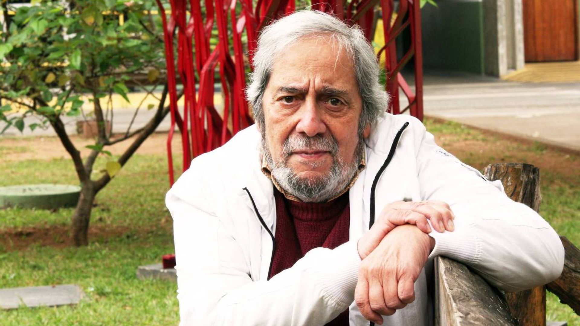 Morre Solano Ribeiro, ícone dos festivais da MPB, aos 87 anos