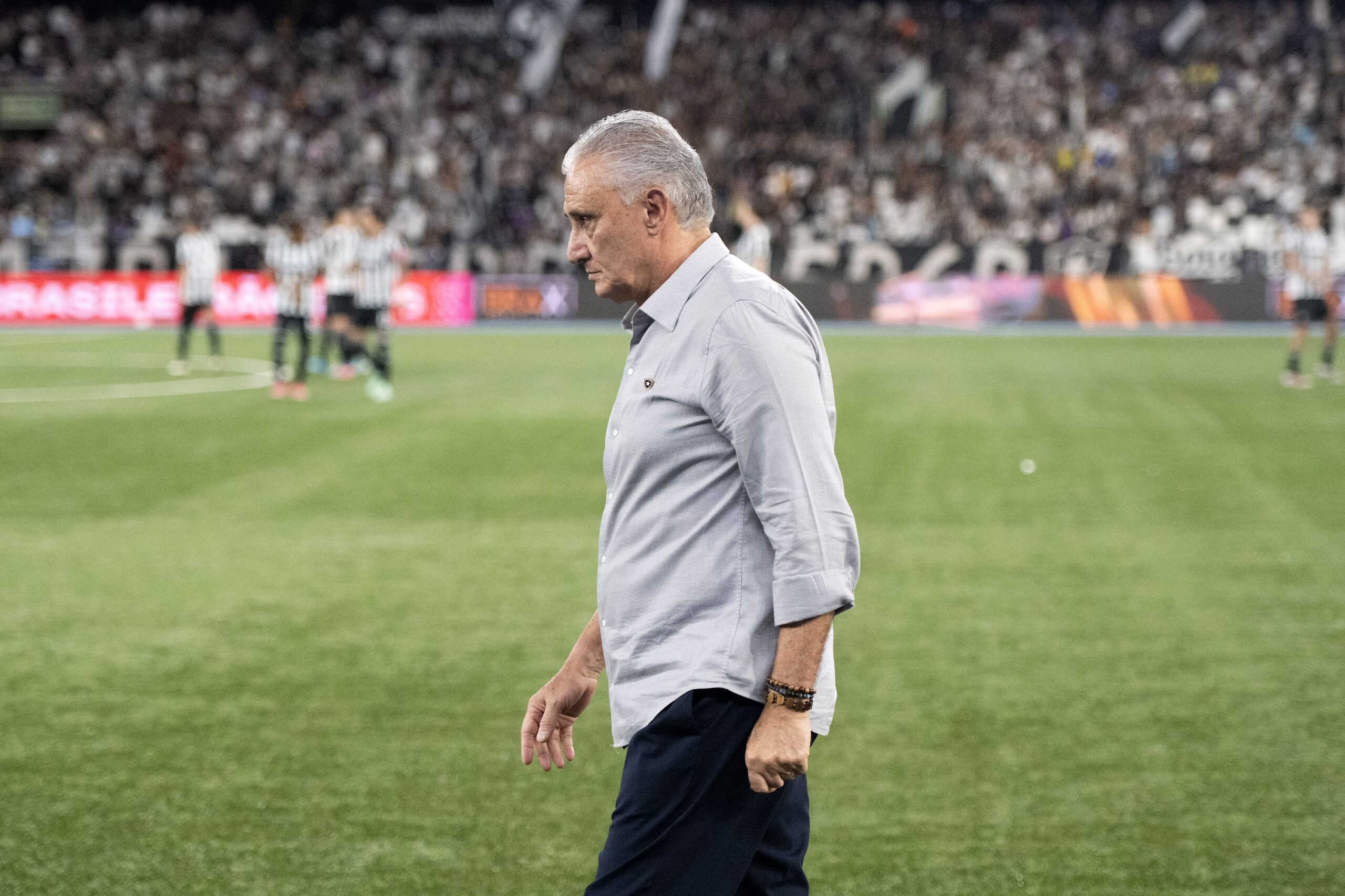 Tite é expulso por comemorar gol que foi anulado por impedimento