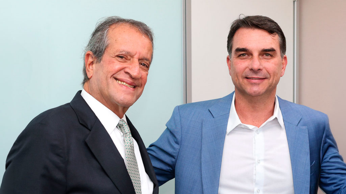 Valdemar Costa Neto diz que não gostou da carta de Flávio Bolsonaro