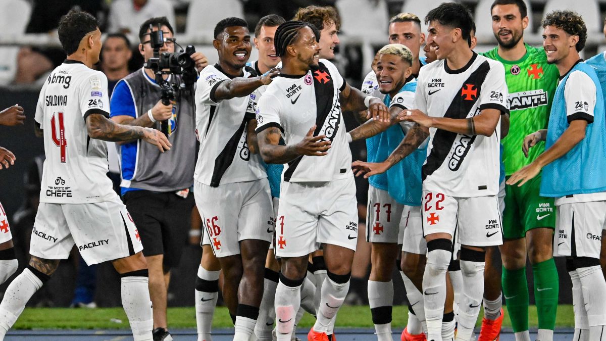Vasco vence clássico contra o Botafogo, embala e se afasta do Z4