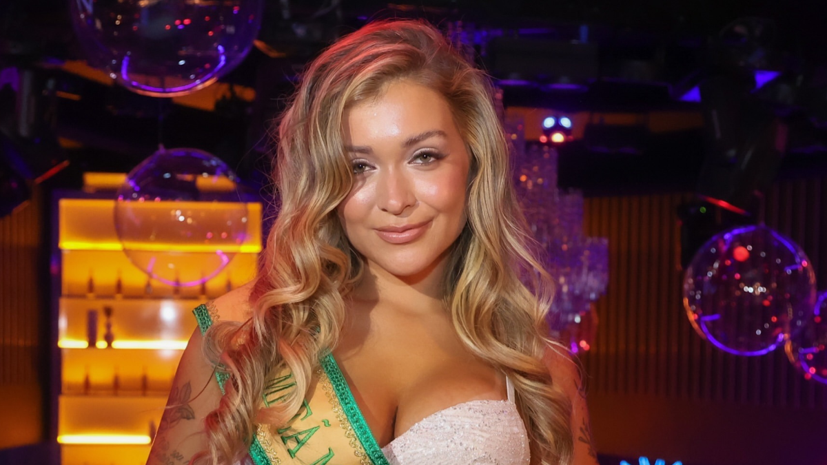 Vencedora do Miss Bumbum 2026 denuncia sabotagem com pó de vidro