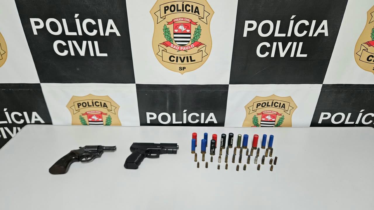Homem é preso com revólver de numeração raspada em São Roque