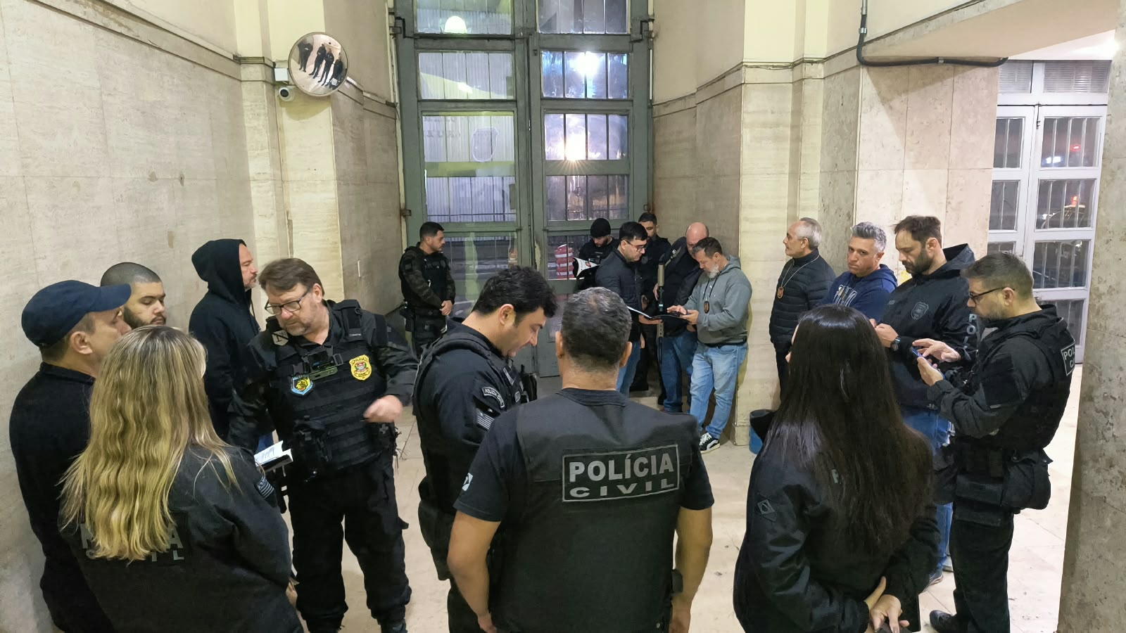 Polícia Civil deflagra operação contra grupo suspeito de fraudes bancárias